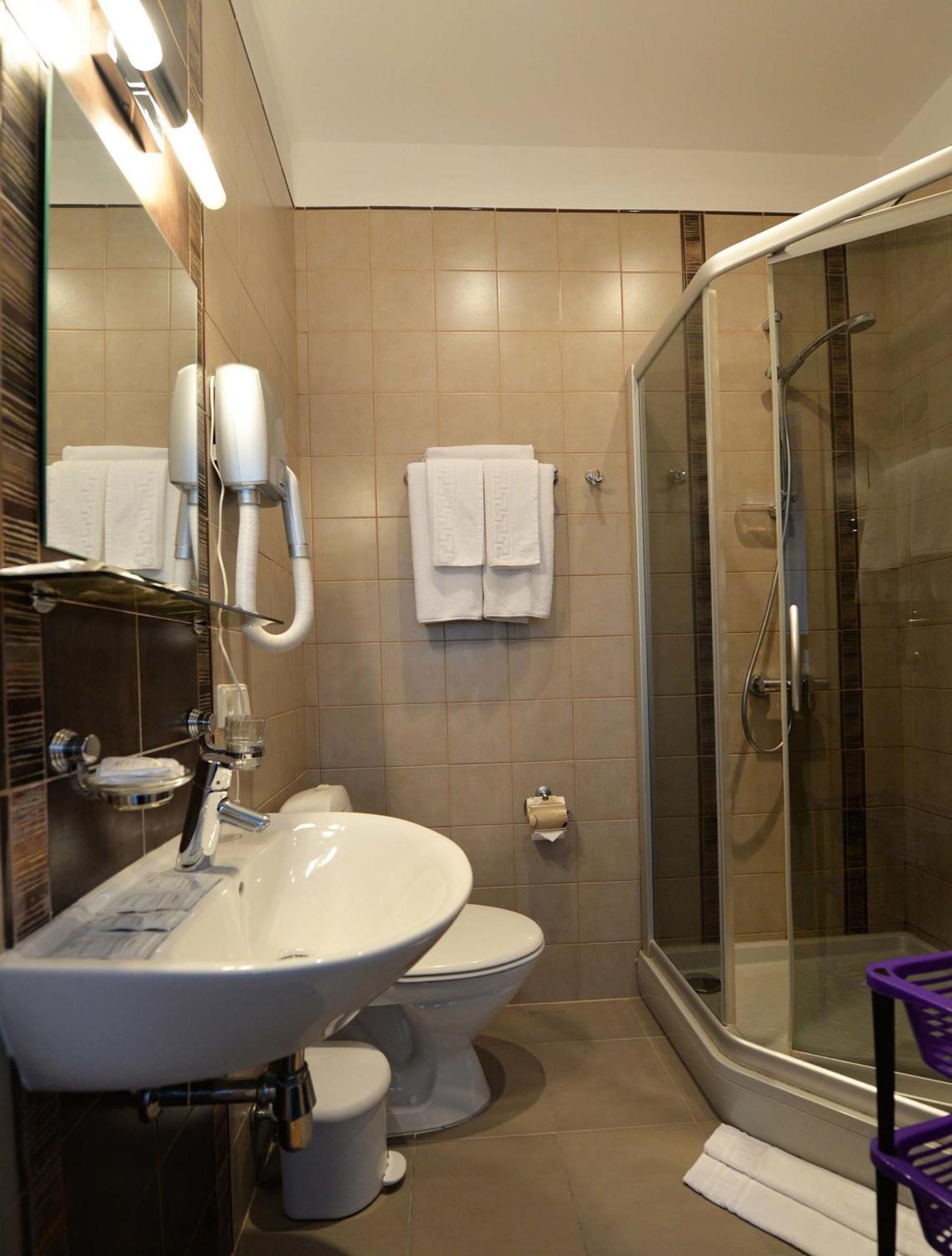 Guest House & Villa Astoma Palanga Ruang foto